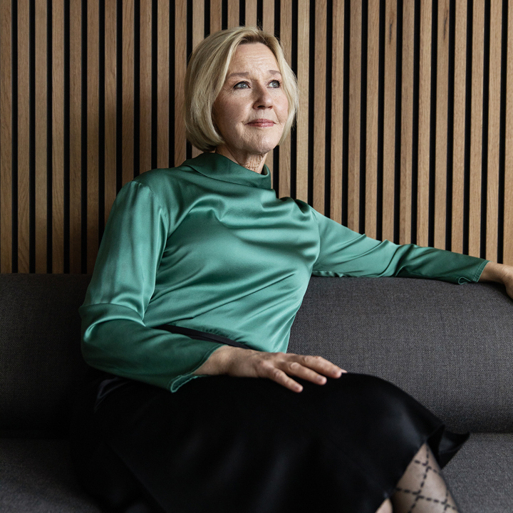Lena Österberg, Carnegie Investment Bank